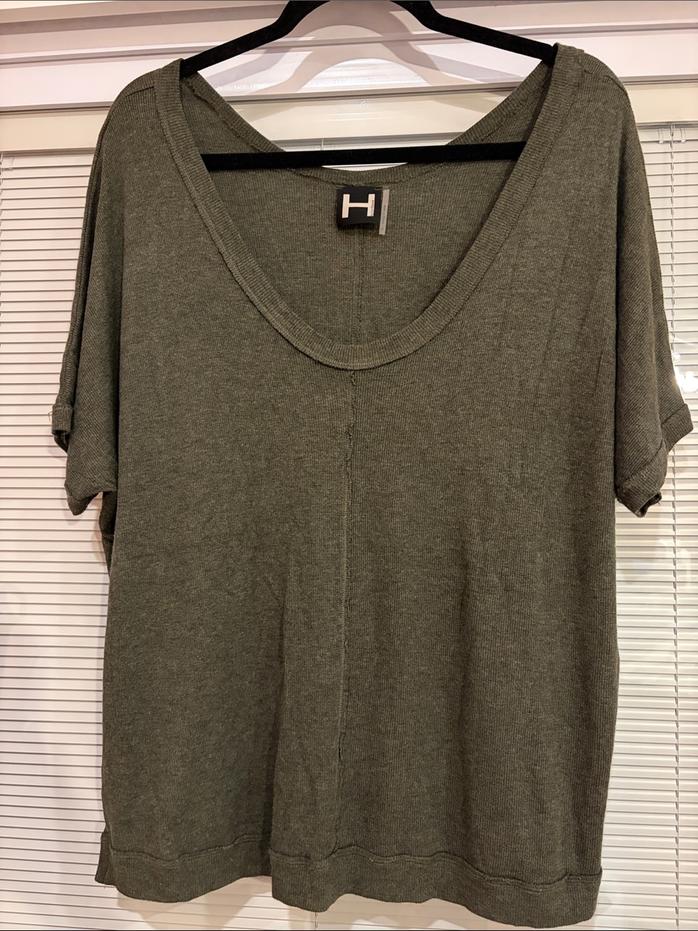 H by Bordeaux Olive Green Top Size XL